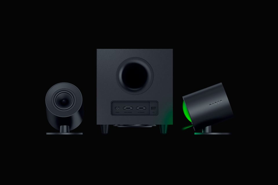 Razer Nommo V2 2.1 電腦遊戲喇叭與有線重低音揚聲器