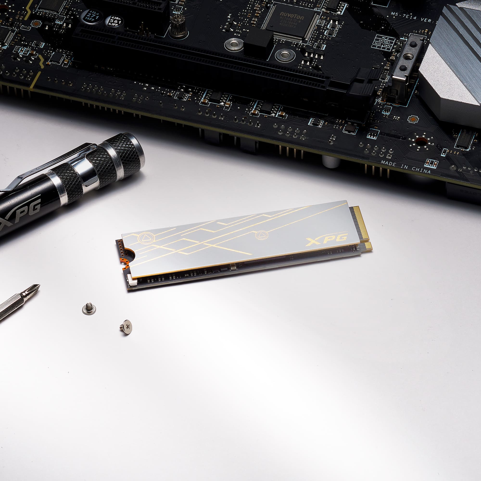 ADATA XPG MARS 980 BLADE PCIe Gen5 x4 M.2 2280 固態硬碟