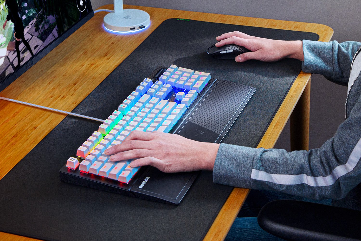 Razer BlackWidow V3 Mechanical Gaming Keyboard (Roblox Edition)