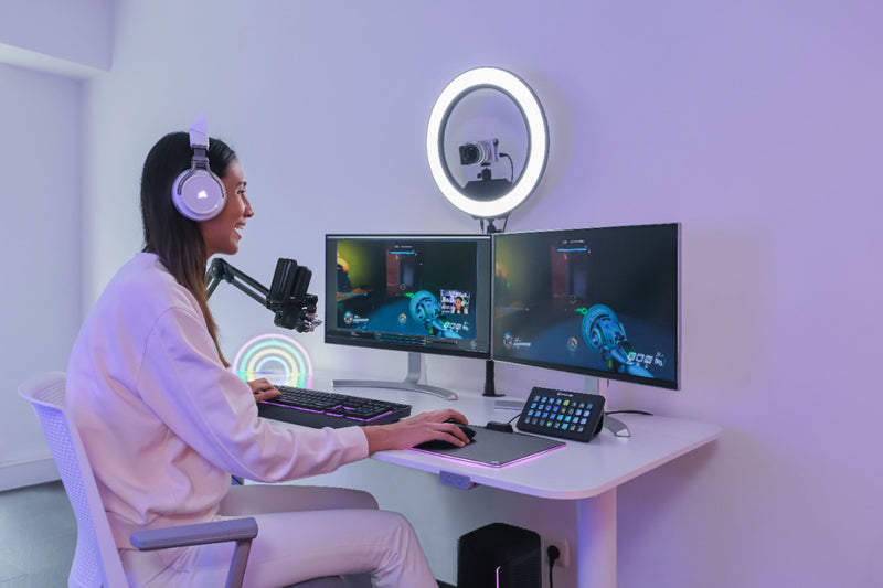 Elgato Ring Light WIFI 2500 lumens Light with desk clamp